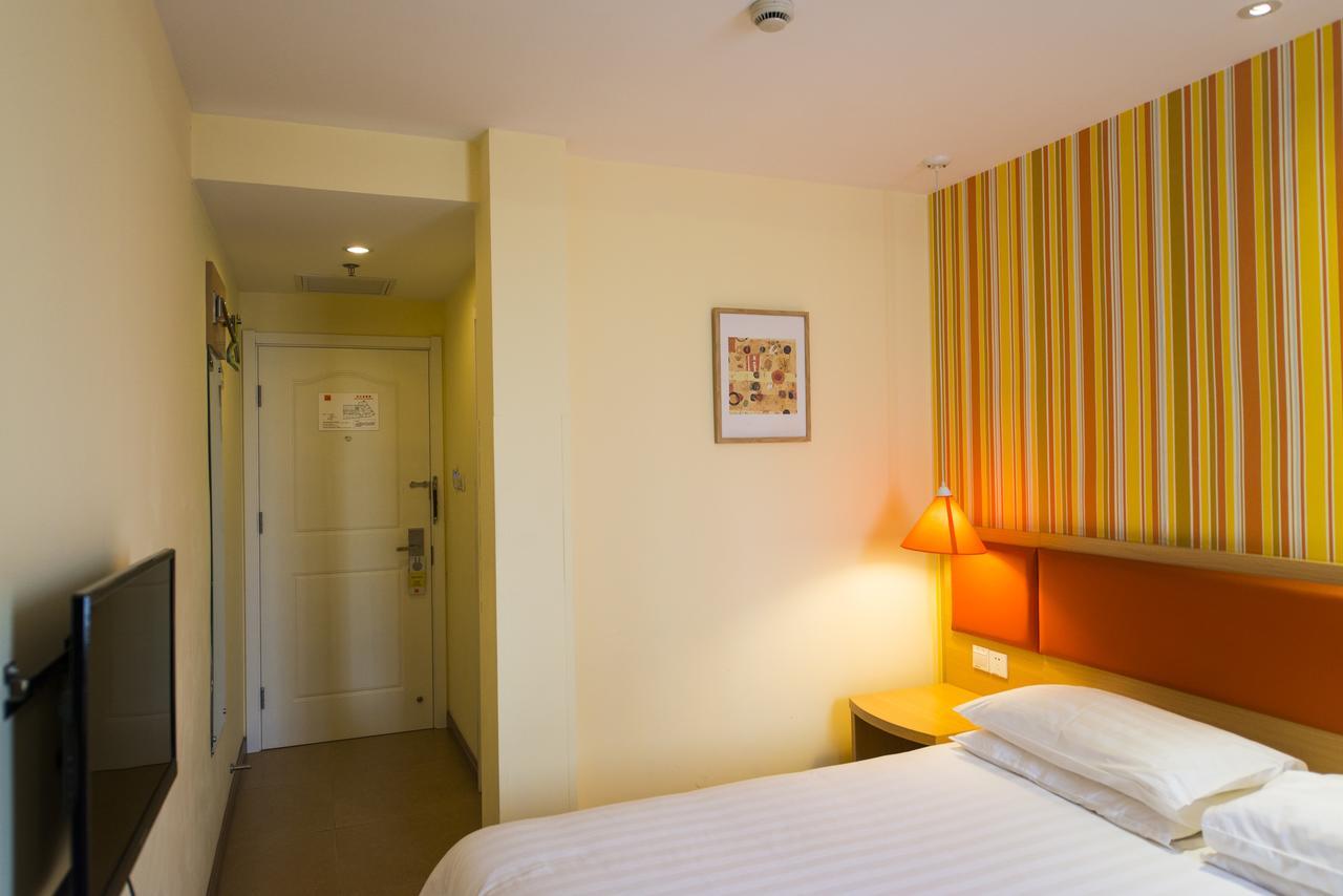 Home Inn Shanghai Daning International Guangzhong Road Circus City Bagian luar foto