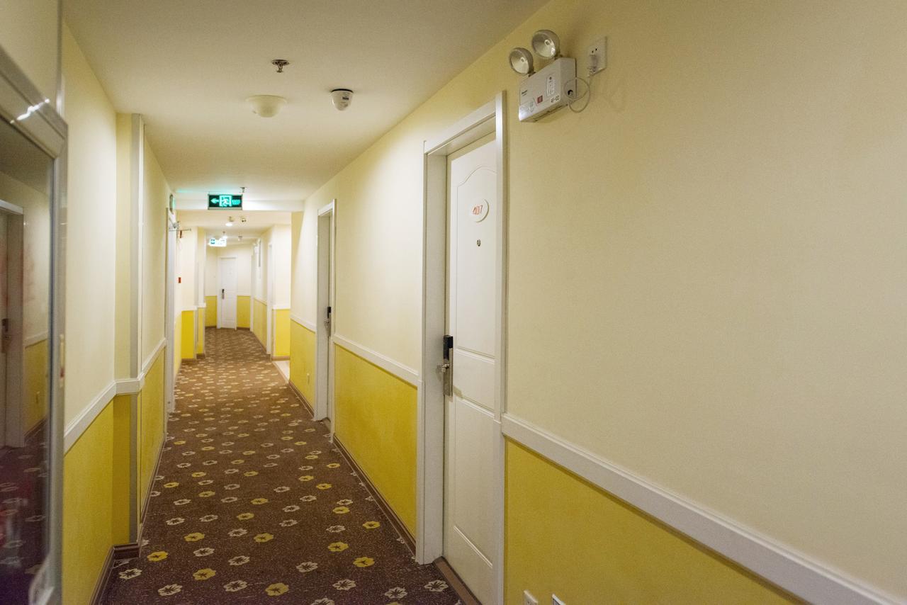 Home Inn Shanghai Daning International Guangzhong Road Circus City Bagian luar foto